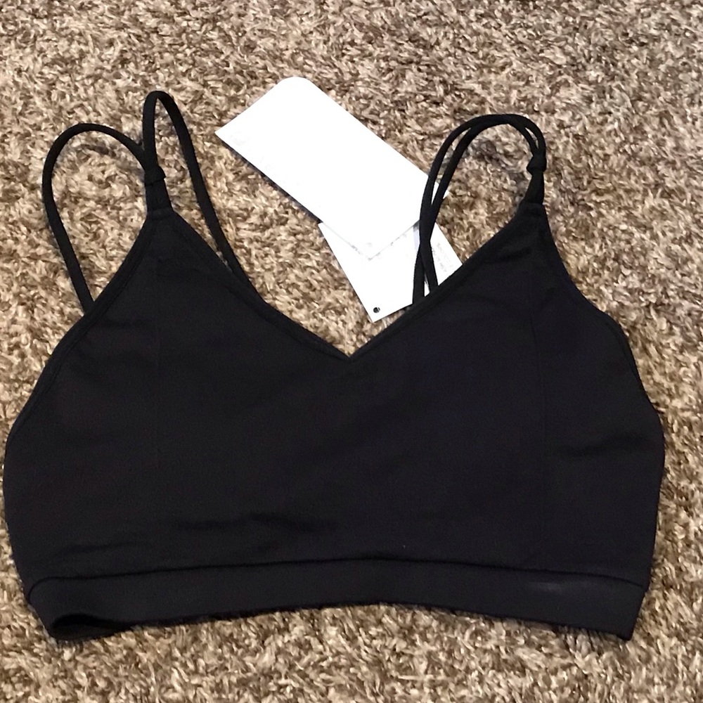 SOLD NWT Fabletics Black Sports Bra Size Small